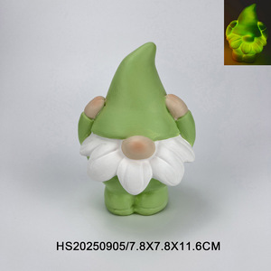 Venta al por mayor de resina creativa Gnomo <span class=keywords><strong>enano</strong></span> estatua estatuilla Gnomo <span class=keywords><strong>enano</strong></span> LED luz nocturna lámpara de escritorio - Product Image 5