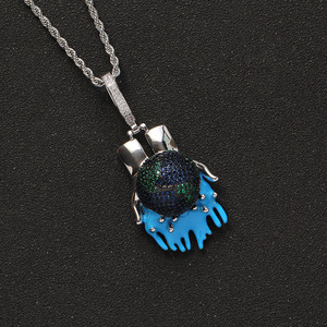 Colgante con forma de esfera terrestre, joyería hip-hop, accesorios, cadena con colgante de circonita incrustada en cobre. - Product Image 4