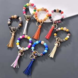 <span class=keywords><strong>Bracelet</strong></span> en <span class=keywords><strong>silicone</strong></span> coloré porte-clés portefeuille pour femmes porte-clés <span class=keywords><strong>bracelet</strong></span> perles porte-clés à pampilles - Product Image 5