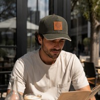 Casquette de baseball en velours et flanelle entièrement en maille avec logo personnalisé, patch en cuir, style trucker, respirante, tactique, pour l'extérieur, à fermeture snapback, haute qualité, vente en gros
