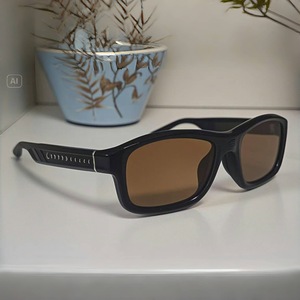 2025 nuevas <span class=keywords><strong>gafas</strong></span> <span class=keywords><strong>de</strong></span> <span class=keywords><strong>sol</strong></span> con montura TR90 que cambian <span class=keywords><strong>de</strong></span> Color, lentes TAC ópticas inteligentes UV400, dos modos automáticos y manuales - Product Image 2