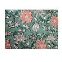 Tissu d'ameublement imprimé à la main vert doux avec bloc de main à imprimé floral Beau design avec des couleurs apaisantes au prix de gros