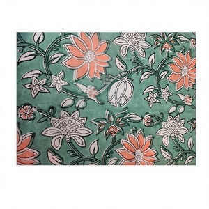 Tissu d'ameublement imprimé à la main vert doux avec bloc de main à imprimé floral Beau design avec des couleurs apaisantes au prix de gros - Product Image 5