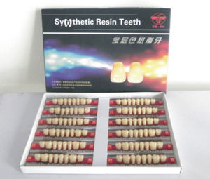 YP Denti OEM in Resina Acrilica Multistrato per Protesi Dentarie Denti in Resina Sintetica Acrilica per Protesi Dentale - Product Image 1
