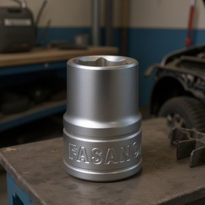 Llave de Tubo Fasano de 17 mm con Punta Hexagonal, Herramienta de Reparación Automotriz - Product Image 3