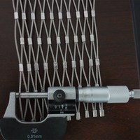 Maille de câble métallique en acier inoxydable 304 ou 316 Filet de volière Enclos pour animaux Maille de zoo Fil flexible Virole Câble Corde Filet pour oiseaux