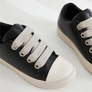 Chaussures décontractées unisexes en PU avec logo personnalisé pour femme, style <span class=keywords><strong>marche</strong></span>, basses, à lacets, baskets moelleuses pour femme - Product Image 4