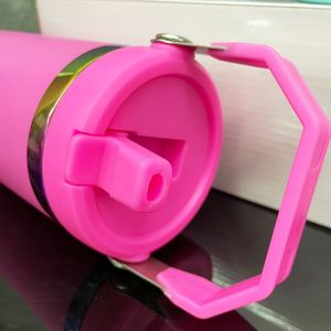 Gobelets arc-en-ciel de 30 oz sans BPA avec paille rabattable et poignée supérieure pour gravure laser – Entrepôt USA - Product Image 2