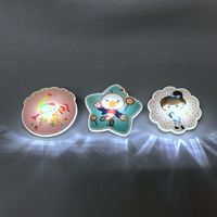 Badge blanc en forme de logo personnalisé 5 pièces, badge de sécurité LED clignotant pour événement