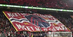 Bannière en vinyle personnalisée résistante à l'usure et imperméable pour match de football 2026 : l'affichage ultime pour promotion à grande échelle - Product Image 3