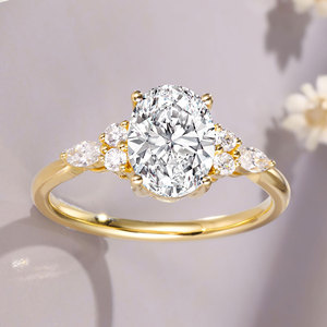Nuevo Anillo de Moissanita Creada en Laboratorio en Plata 925 Bañada en Oro, Regalo de Compromiso, Anillo de Boda con Moissanita de Corte Ovalado de 6x8mm para Mujer - Product Image 5