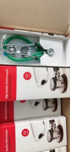 Estetoscopio Profesional de Acero Inoxidable para Cardiología, de Doble Tubo y Doble Cabeza - Product Image 6