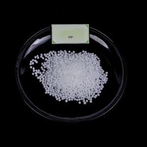 Granulés <span class=keywords><strong>de</strong></span> plastique PP naturel résistant aux produits chimiques PP 506p, résine <span class=keywords><strong>de</strong></span> polypropylène brute, <span class=keywords><strong>prix</strong></span> des granulés pour le rembourrage <span class=keywords><strong>de</strong></span> tapis, coussin tressé - Product Image 4