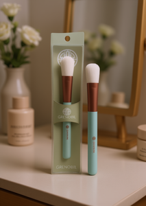 Pennello per fondotinta Grenobil, piatto, in pelo sintetico, con manico in plastica, per l'applicazione del trucco - Product Image 2