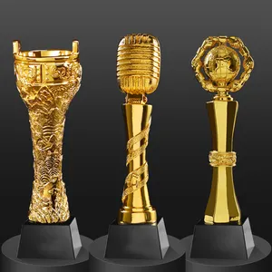 Barato al por mayor de Metal Glass Microphone Awards Crystal Music Trophy para eventos musicales