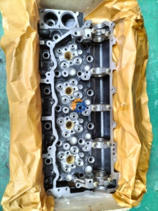 Piezas de Motor, Cabeza de Cilindro 4HK1 para Excavadora ZAX170 ZAX200-3 ZAX210 ZAX225, 8980083633 8-98008363-1 - Product Image 2