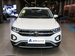 Algeria <span class=keywords><strong>T</strong></span>-<span class=keywords><strong>roc</strong></span> 2023 SUV Compact Turbo Noir Toit Panoramique Sièges en Cuir Automatique Traction Avant Gauche R18 <span class=keywords><strong>Essence</strong></span> d'<span class=keywords><strong>occasion</strong></span> - Product Image 5