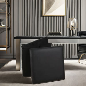 مقعد قدم من الجلد المتين عالي الجودة بتصميم بسيط من أجل ، أو مكتب منزلي قابل للتمديد - Product Image 5