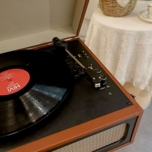 Lecteur <span class=keywords><strong>de</strong></span> disques vinyles à <span class=keywords><strong>platine</strong></span> <span class=keywords><strong>de</strong></span> <span class=keywords><strong>bonne</strong></span> <span class=keywords><strong>qualité</strong></span> avec 3 vitesses, facile à connecter, avec pieds solides - Product Image 6