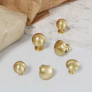 Manijas de latón para puertas de gabinetes, forma esférica, decoración de superficie, perillas para cajones de muebles - Product Image 3