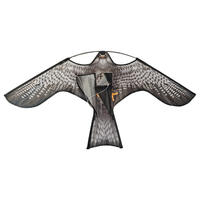 Cerf-volant répulsif réaliste en forme d'aigle pour extérieur, ferme et verger, avec poteaux de support et sac de rangement