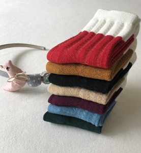 Calcetines tobilleros <span class=keywords><strong>de</strong></span> doble costura con bloques <span class=keywords><strong>de</strong></span> color Morandi para niños pequeños, calcetines <span class=keywords><strong>de</strong></span> algodón suave para niños <span class=keywords><strong>de</strong></span> jardín <span class=keywords><strong>de</strong></span> infantes, venta al por mayor personalizada OEM - Product Image 3