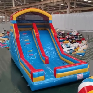 Castillo Inflable Gigante de PVC Lovekids para 10 Personas, Uso Comercial en Exteriores, Aventura de Escalada - Product Image 1