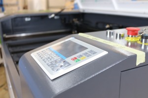 Redsail <span class=keywords><strong>Co2</strong></span> 1300*900mm Máquina de grabado láser Andlaser Máquinas de corte láser Grabador láser de madera - Product Image 5