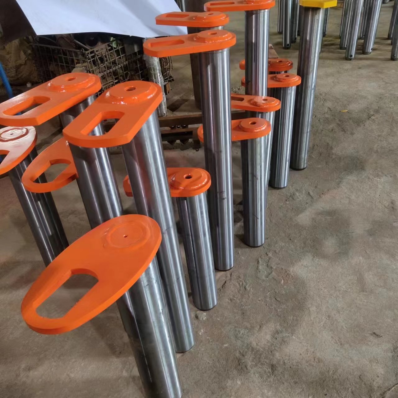 Supply ZX200 ZX240 ZX270 ZX330 Excavator Boom Arm Pin Bucket