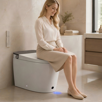 WC intelligent moderne avec bidet intégré, télécommande, à poser au sol, monobloc, pour salle de bain de luxe