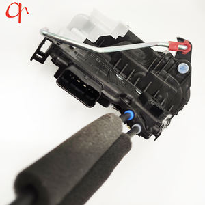 81310-1M000 81320-1M000 81320-1M050 81310-1M040 81310-1M240 <span class=keywords><strong>Cerradura</strong></span> <span class=keywords><strong>de</strong></span> puerta <span class=keywords><strong>de</strong></span> buena calidad para KIA <span class=keywords><strong>FORTE</strong></span> - Product Image 5