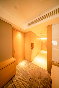 Armoires de chambre à coucher personnalisées de l'hôtel Eaton Novotel cinq étoiles Solutions de rangement personnalisées de qualité supérieure pour votre - Product Image 4
