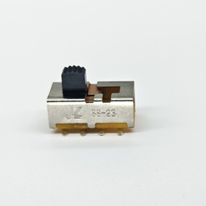 Interrupteur à bascule momentané DPST à réinitialisation automatique en plastique pour <span class=keywords><strong>bateau</strong></span> (ON)-OFF avec connexion à fourche pour équipement électrique - Product Image 4