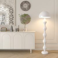 Lampadaire LED Moderne Nordique Style Champignon sur Pied pour Salon, Coin de Chambre ou Décoration Intérieure Vintage