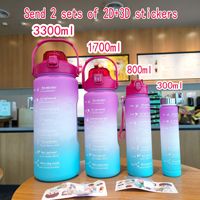Lot de quatre gobelets de sport en plastique grande capacité, colorés en dégradé, avec pailles, pour étudiants, pour la rentrée scolaire