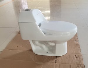 โถสุขภัณฑ์เซรามิคดีไซน์ใหม่แบบชิ้นเดียว/สุขภัณฑ์/ระบบกดน้ำสองจังหวะ ฝารองนั่งปิดแบบนุ่มนวล ความสูงที่นั่งแบบสบาย สำหรับบ้านและโรงแรม - Product Image 5