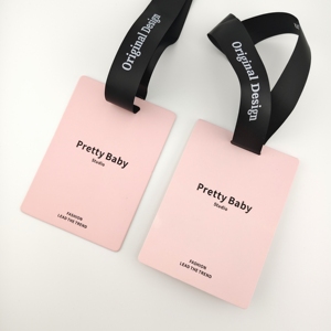 ป้ายแขวนเสื้อผ้ากระดาษสีชมพูราคาถูกออกแบบเอง ป้ายแขวนเสื้อผ้ากระดาษแข็งพิมพ์โลโก้แบรนด์ - Product Image 2