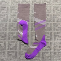 Chaussettes de compression graduée à soutien progressif pour la course et le tennis, soulageant la fatigue des jambes