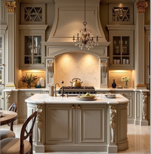 Armoires <span class=keywords><strong>de</strong></span> <span class=keywords><strong>cuisine</strong></span> encastrées élégantes avec moulures dentelées |   <span class=keywords><strong>Hotte</strong></span> <span class=keywords><strong>de</strong></span> <span class=keywords><strong>cuisine</strong></span> et évier <span class=keywords><strong>de</strong></span> style farmhouse en acier inoxydable - Product Image 4