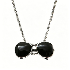 Collier pendentif lunettes de soleil Yunnique en acier inoxydable, chaîne de pull unisexe géométrique tendance - Product Image 5