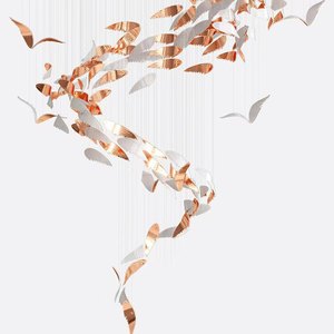 Luces colgantes de cristal decorativas con forma de hojas grandes con diseño de hojas flotantes largas personalizadas para vestíbulo de Hotel Villa - Product Image 6