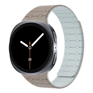 Bracelet de montre en silicone magnétique incurvé, double couleur, sans interstice, à libération rapide, étanche, bracelet de remplacement sportif pour montre intelligente - Product Image 4