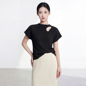 Top de Punto de Manga Corta con Cuello Redondo y Detalle de Agujeros para Mujer, Corte Ajustado, Color Sólido, Minimalista, Transpirable, de Poliéster, para Primavera/Verano - Product Image 4