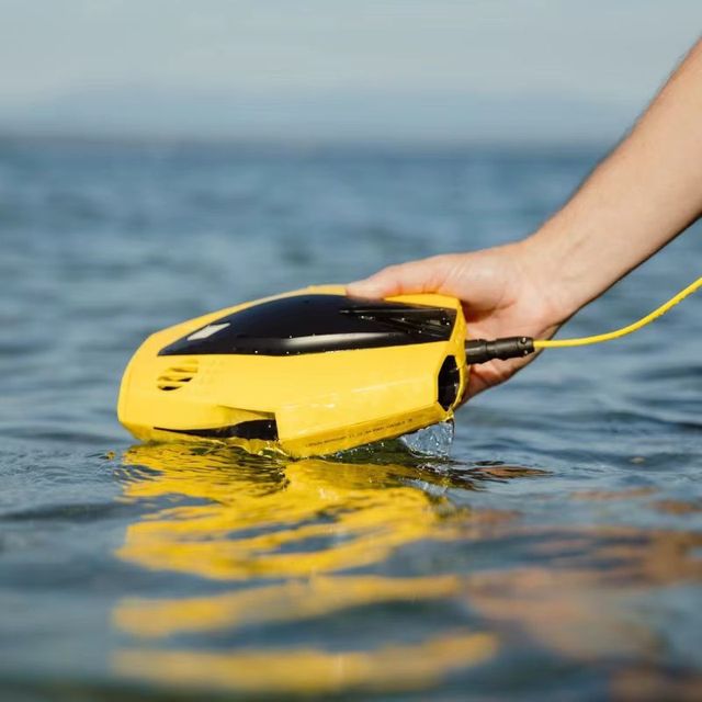 Hot-selling CHASING DORY Underwater Drone With Camera Remote Control for Underwater Exploration and Photo/Video Capture