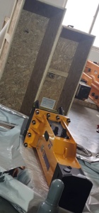 Moteur principal de brise-roche hydraulique de type boîte SB43 pour excavatrices de 6 à 9 tonnes, garantie 1 an, emballage en caisse en bois 75 mm - Product Image 3