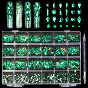 ขายตรงจากโรงงาน คริสตัลตกแต่งเล็บ 24 ช่อง สี AB แบบหลังแบน สำหรับตกแต่งเล็บ - Product Image 2
