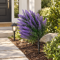 Plante artificielle de lavande avec piquet de fixation, fausses fleurs violettes pour la décoration de la maison et du jardin, événements de mariage et présentation de lieux