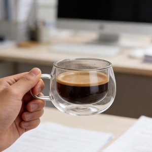 Fabricación <span class=keywords><strong>de</strong></span> vidrio <span class=keywords><strong>de</strong></span> doble pared resistente al calor con asa portátil transparente doble Tasse café vasos <span class=keywords><strong>de</strong></span> vidrio taza <span class=keywords><strong>de</strong></span> vidrio - Product Image 5