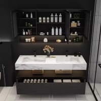 Cuvette centrale en céramique de luxe sur la vanité de salle de bains de dessus de comptoir en pierre frittée avec l'évier