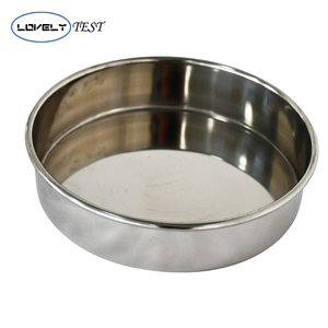 Prodotti Elettronici Sevies in Acciaio Inossidabile e Ottone di Grande Successo - Product Image 4